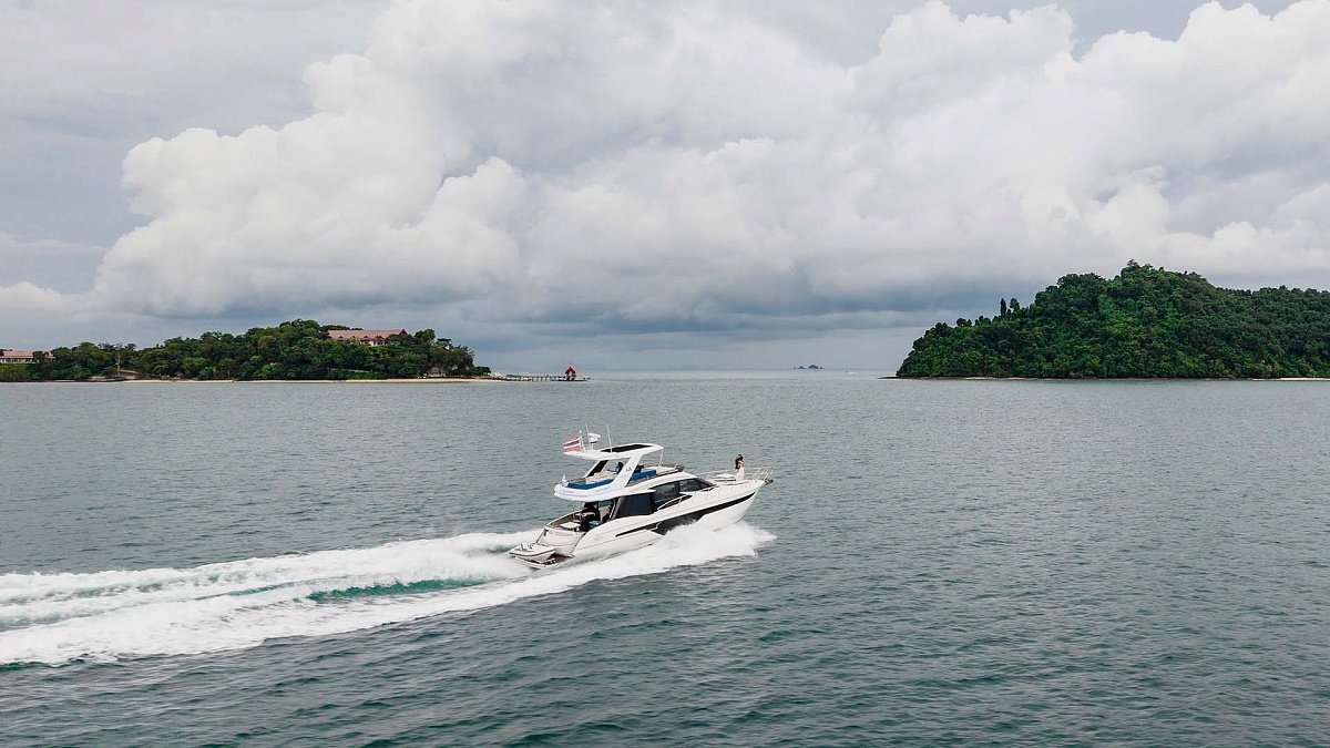 Аренда яхты Galeon 500 Liquid Asset на Пхукете